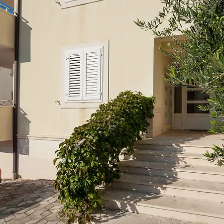 Mazuranic Apartman Bol